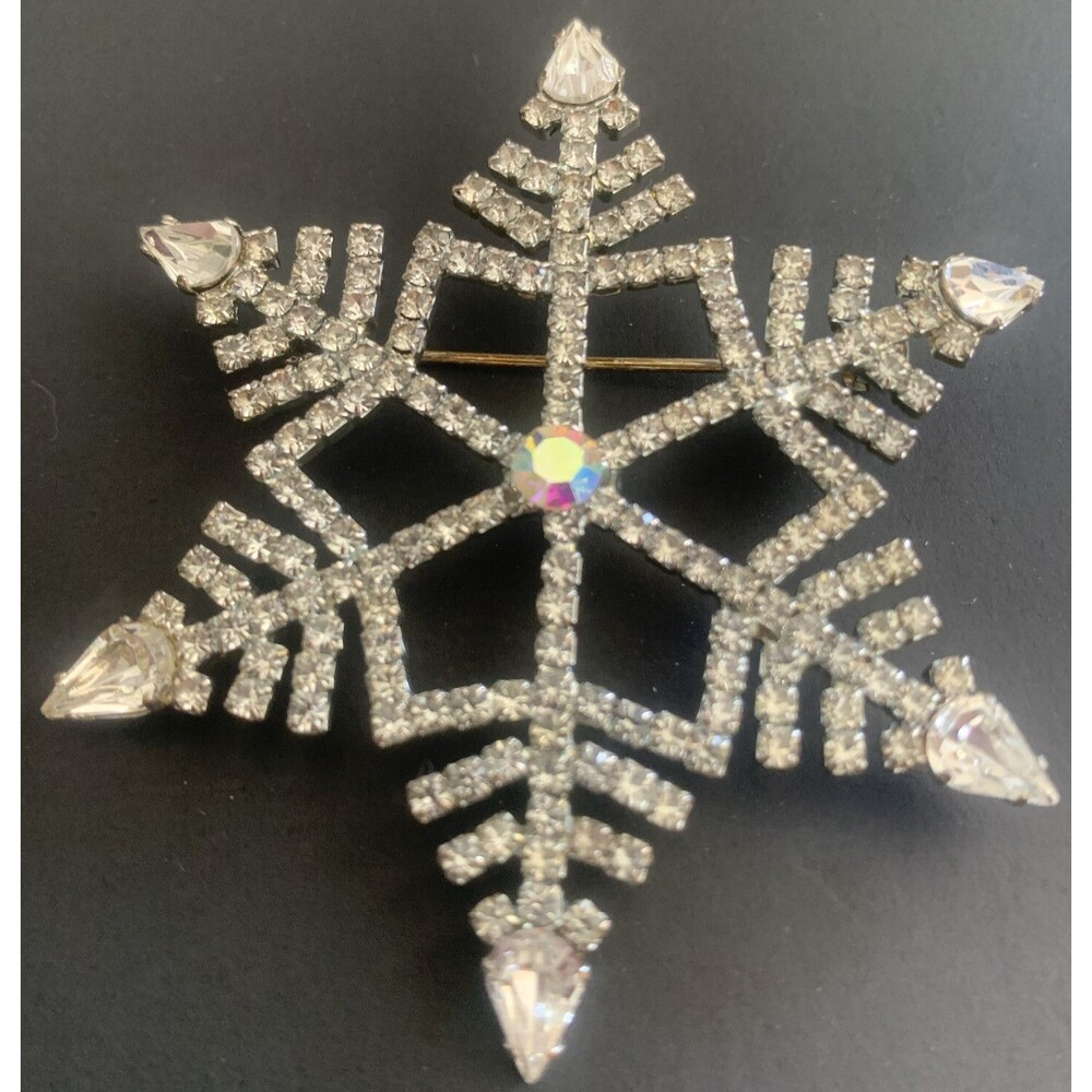 Kirks Folly Snowflake Brooch Clear Rhinestone Fashion Jewelry Women’s Pin Star